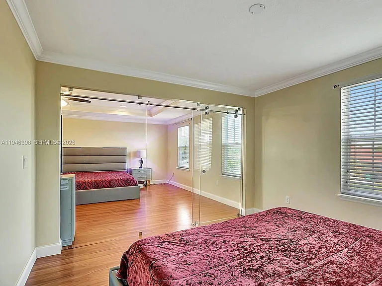 1018 SW Eckard Ave — Photo 54