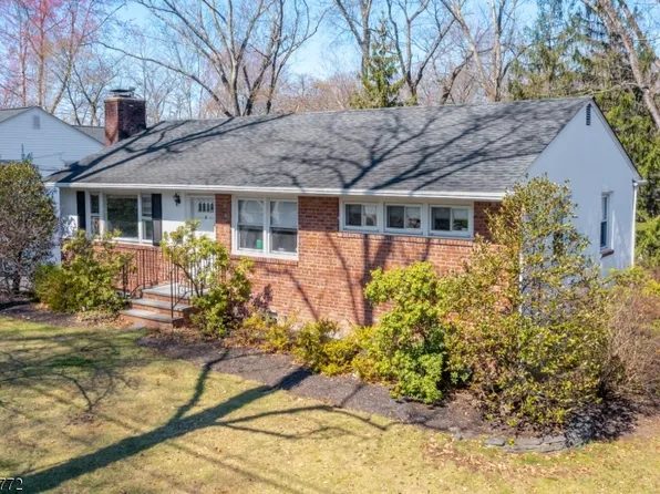 159 N Passaic Ave, Chatham Boro, NJ 07928