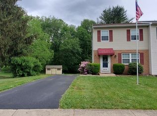 1078 Williamsburg Rd, Lancaster, PA 17603