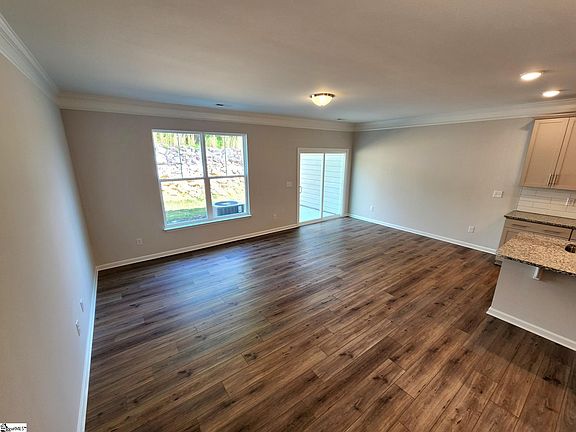 5th image of 110 Cross Arbor Dr Lot 10