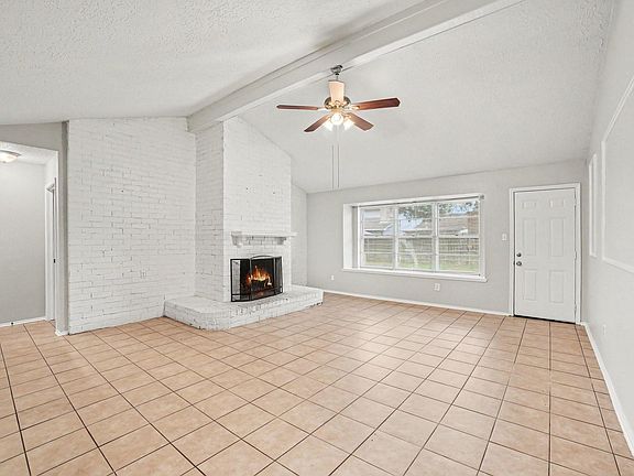 5th image of 10419 Gulfstream Ln