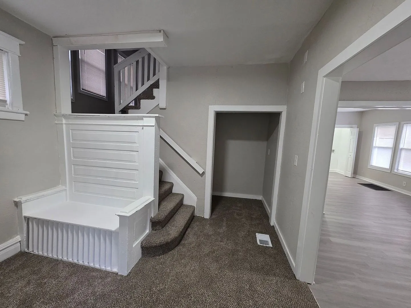 Spacious 6-Bedroom, 4-Bath Home with Plenty of Living Space — Photo 2