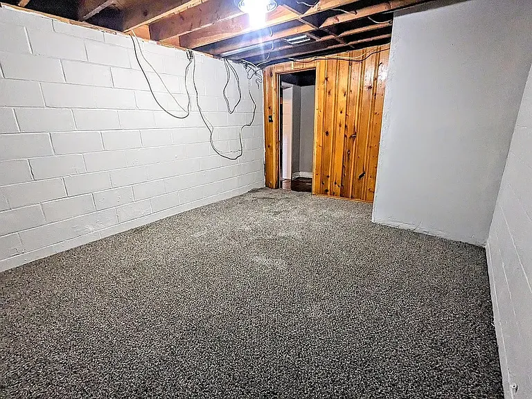 3421 Martin Ave — Photo 12