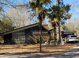 913 Azalea Dr, Waynesboro, MS 39367