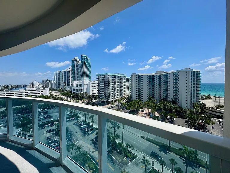 3800 S Ocean Dr #1114 — Photo 26