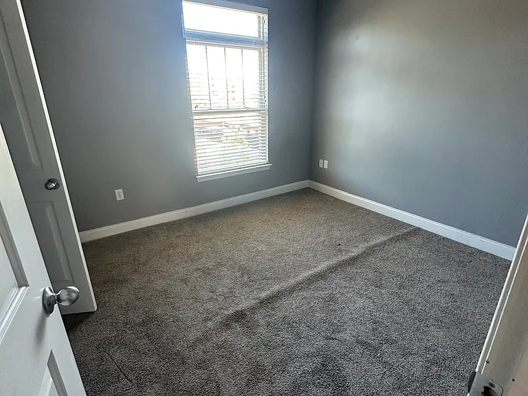 929 Gracie Way — Photo 14