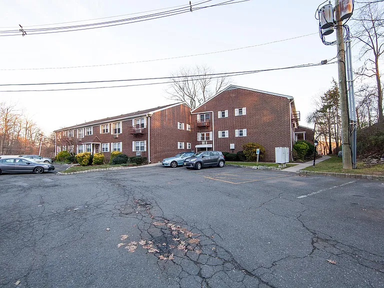 100 Pierson Miller Dr #F22 — Photo 10