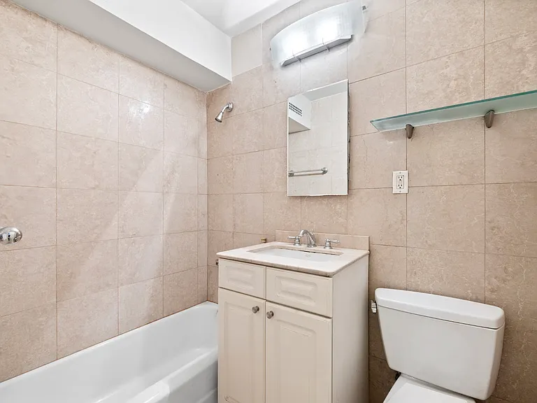 300 W 55th St #10B — Photo 8