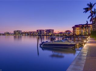 322 Harbour Dr, Naples, FL 34103