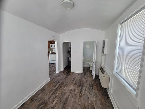 5th image of 750 Creek Top St #13