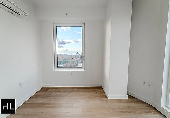 5th image of 931 Carroll St #734