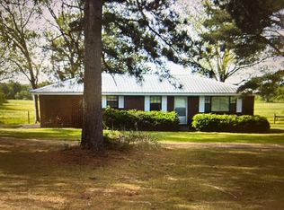 2259 SW Bogue Chitto Rd, Smithdale, MS 39664