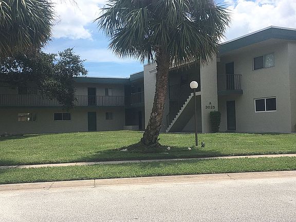 Building 3025 Thrush Drive