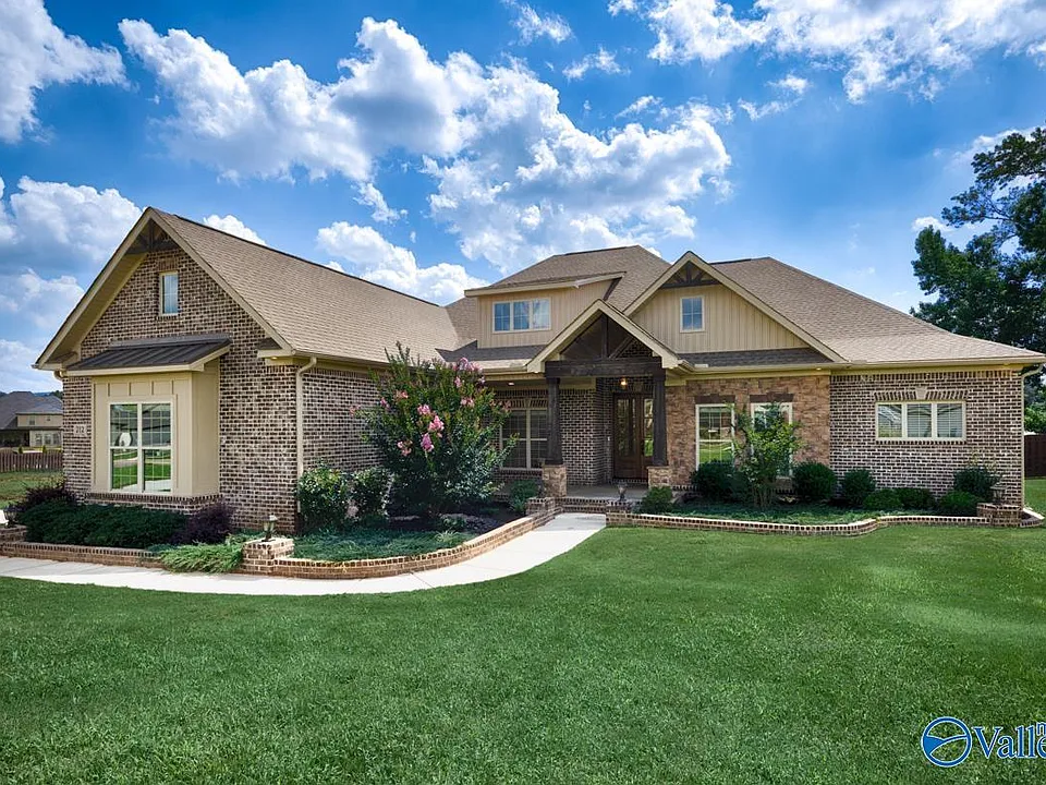 212 Idle Creek Dr