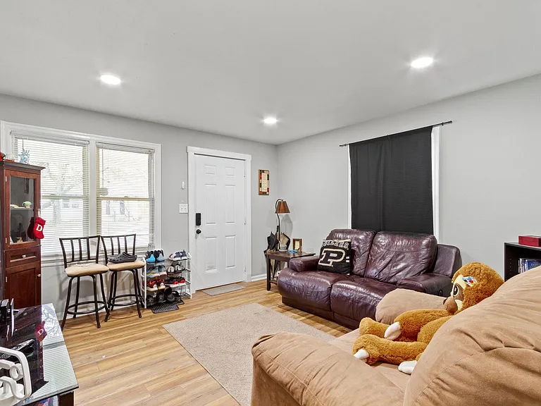 4354 Crittenden Ave — Photo 15