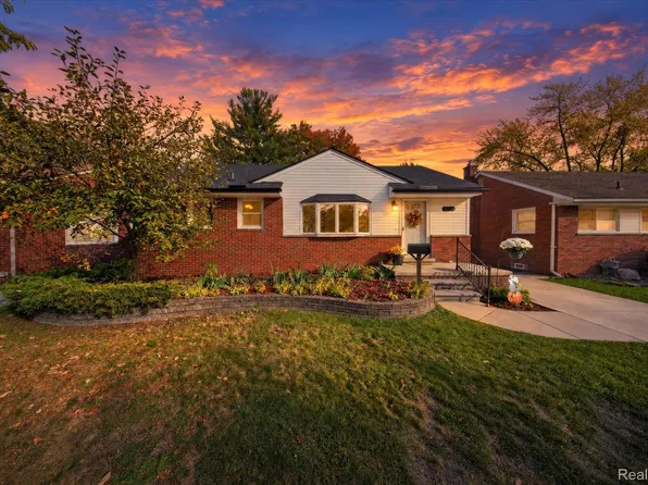 3615 Parker St, Dearborn, MI 48124