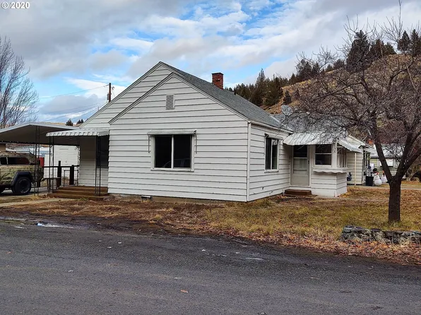 420 SW Brent Dr, John Day, OR 97845