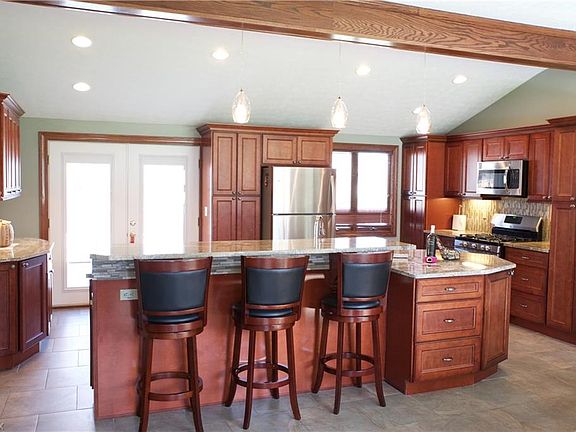 4th image of 130 Ashwood Dr