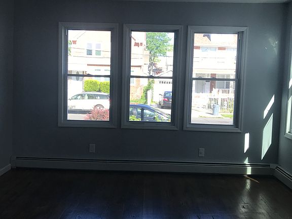 2nd image of 11534 221st St