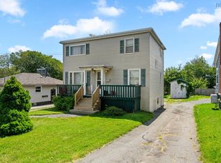86 Frederick Ave, Halifax, NS B3N2K8