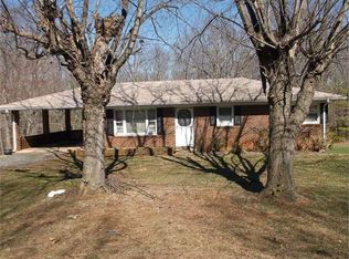 1084 Lynch Mill Rd, Altavista, VA 24517