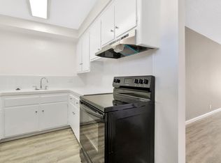 13629 Kornblum Ave #11, Hawthorne, CA 90250