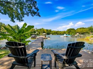 8172 Malibu Pointe Ln, Denver, NC 28037