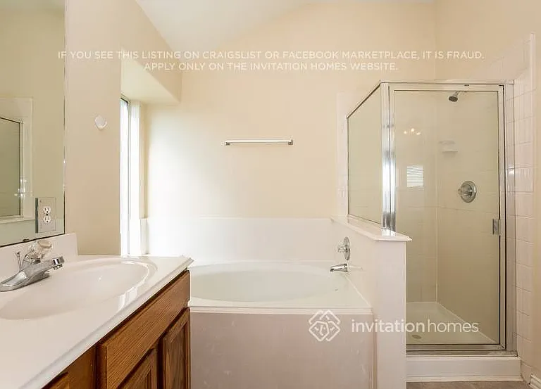 19811 Whispering Hollow Ln — Photo 18