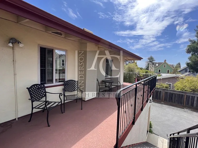 121 Sylvar St — Photo 1