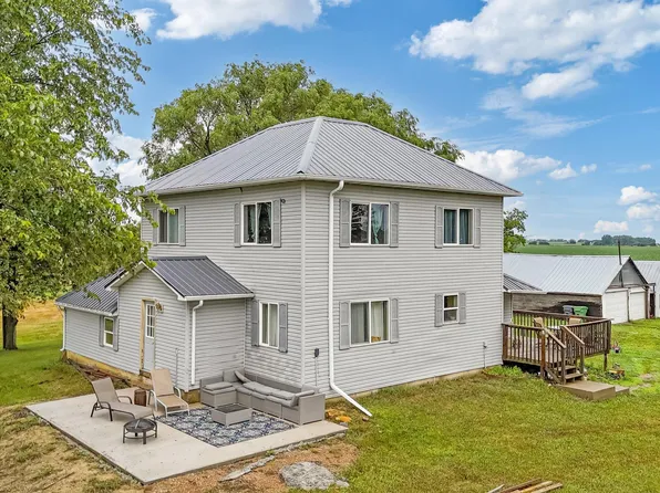 45998 308th St, Vermillion, SD 57069