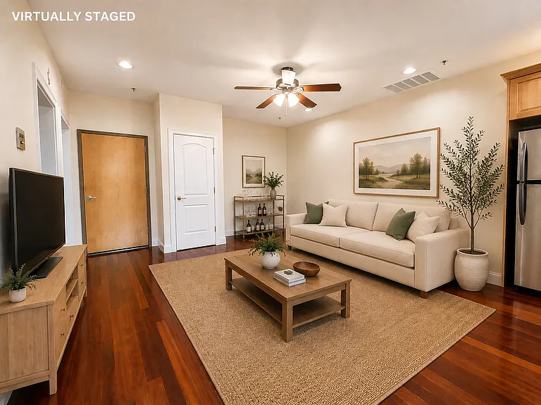 661 Bennington St #2 — Photo 4