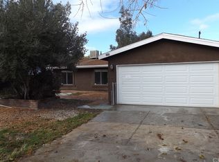 6966 Tamarisk Ave, Yucca Valley, CA 92284