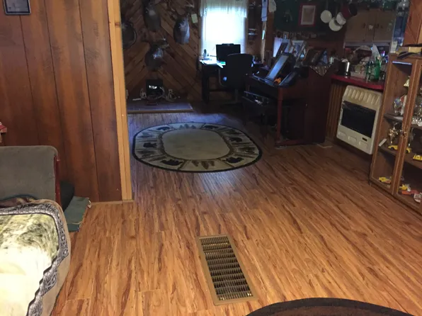 232 Champlin Hill Rd, Smethport, PA 16749