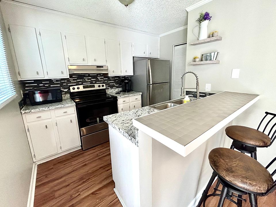 1st image of 1804 Village Lake Dr APT B