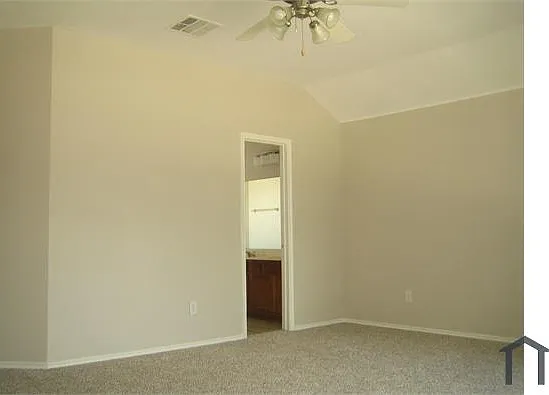 2325 Hummingbird Way — Photo 9