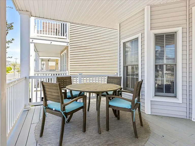 2757 Asbury Ave #A — Photo 14