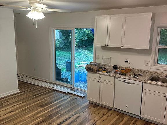 5th image of 6818 Woodcock Ln