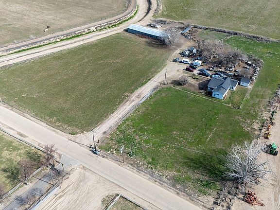 5th image of 20286 Travis Rd