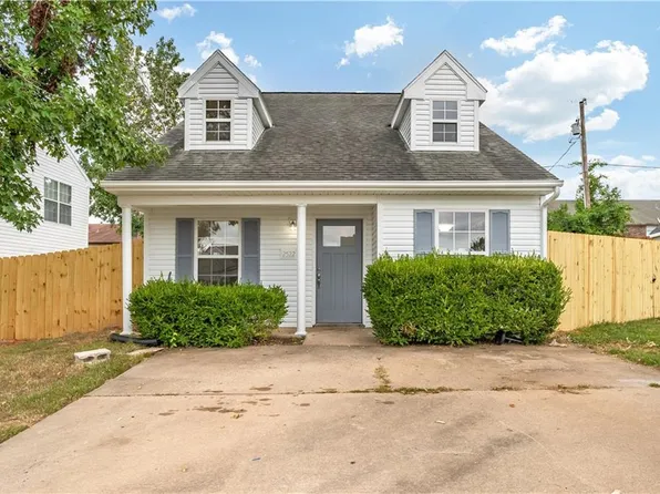 2522 W Ash Pl, Rogers, AR 72758