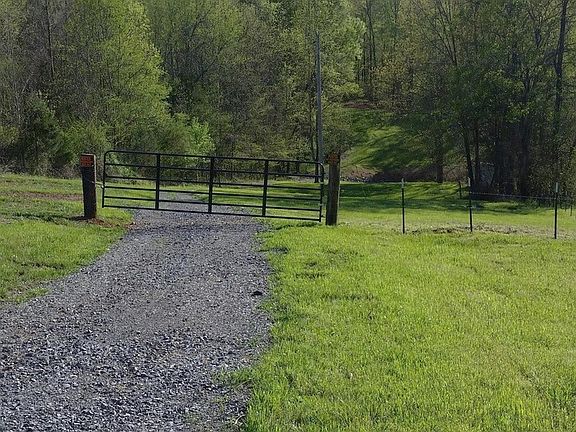 2nd image of 673 Old Highway 12