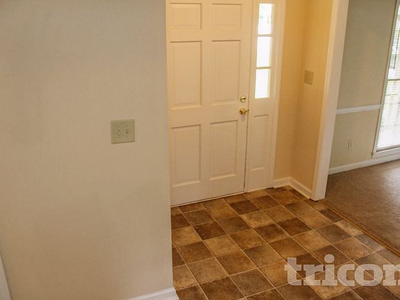 5th image of 6571 Woodrow Rd