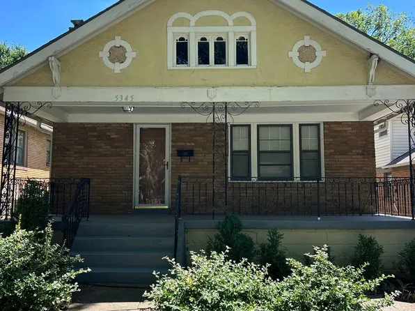 5345 Charlotte St, Kansas City, MO 64110