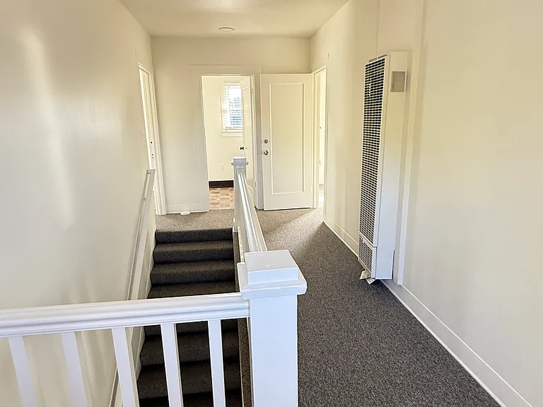 1137 Carmel St — Photo 17