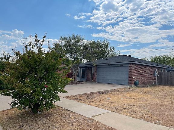 2nd image of 3009 Thoroughbred Dr