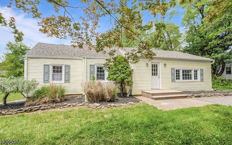 11 Ridge Rd, Whitehouse Station, NJ 08889 | MLS #3845308 | Zillow