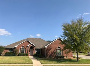 8011 Belchase Way, Arlington, TX 76001