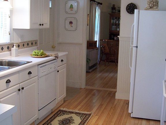 Apt.#1 Kitchen
