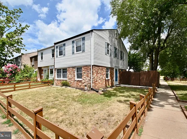 8137 Community Dr, Manassas, VA 20109