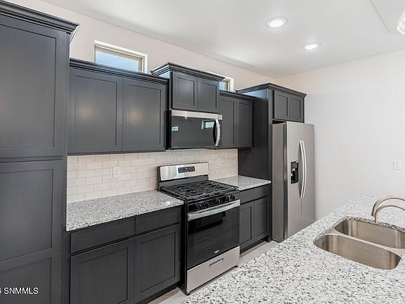 4th image of 1145 Bronze Hill Ave