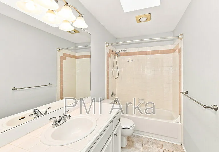 23408 NE 29th Pl — Photo 12